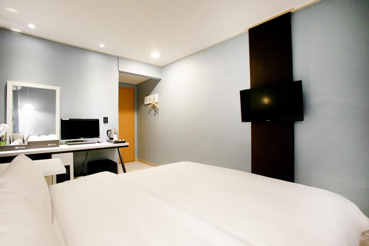 Eton Hotel Chuncheon Extérieur photo